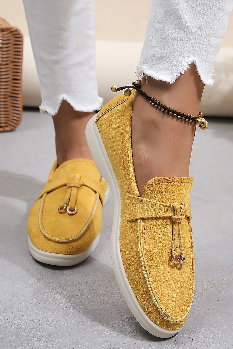 Saskia | Elegant Moccasins with Knotted Stitching