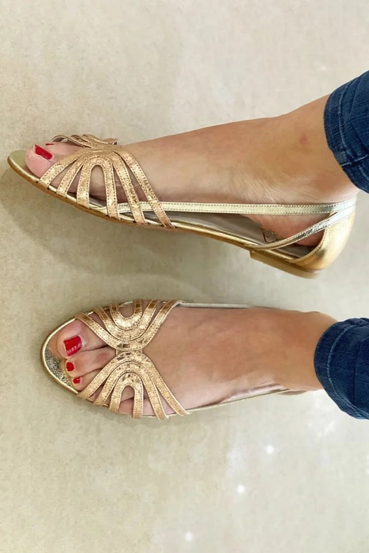Éléonore - Golden Sandals Summer Light