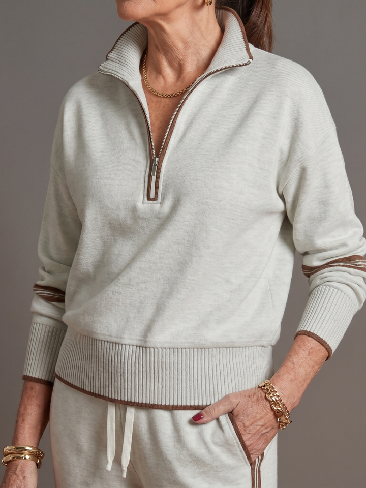 Regen - Zip Neck Long Sleeve Side Stripe Pants Set