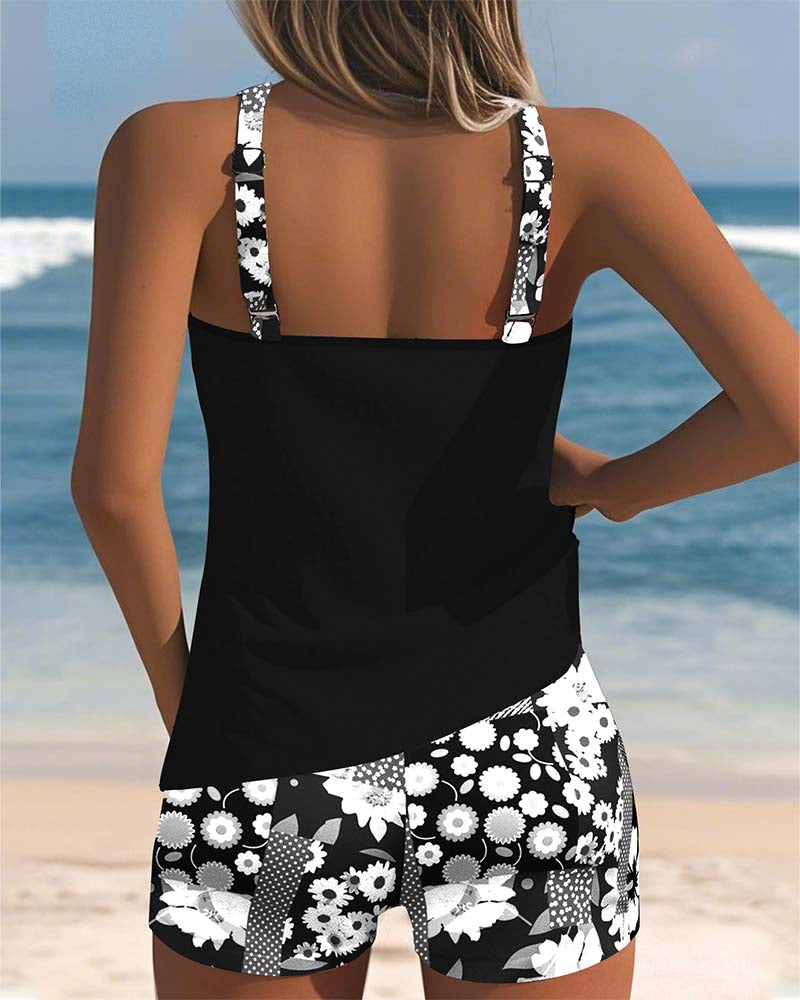Kimberly - Fashionable Swimsuit Set