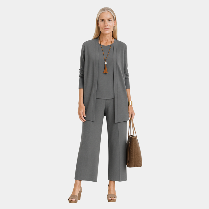 Mila - Elegant Comfortable Set