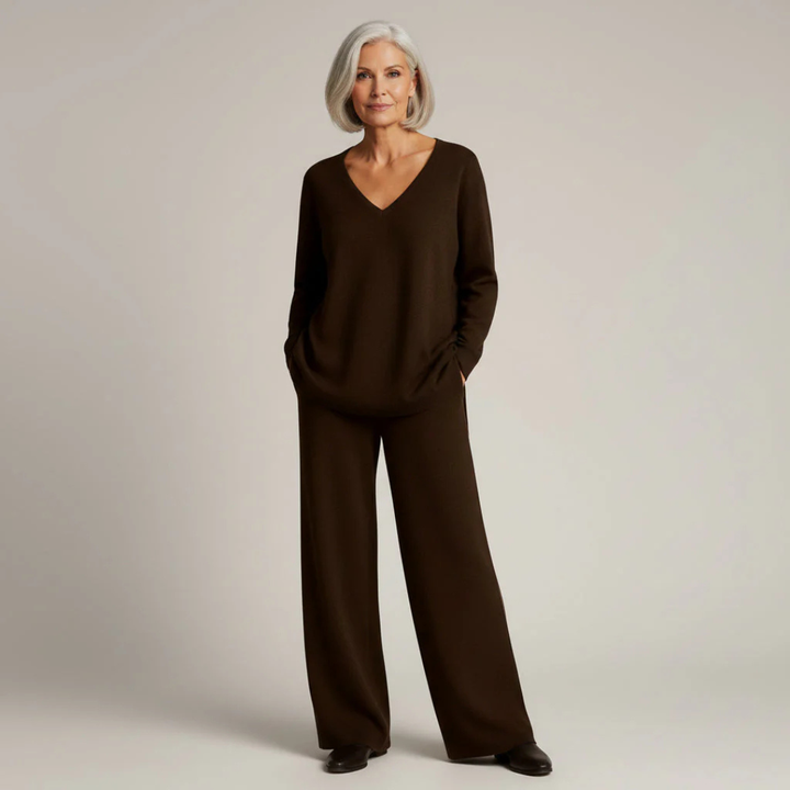 Anny - Elegant Comfortable Set