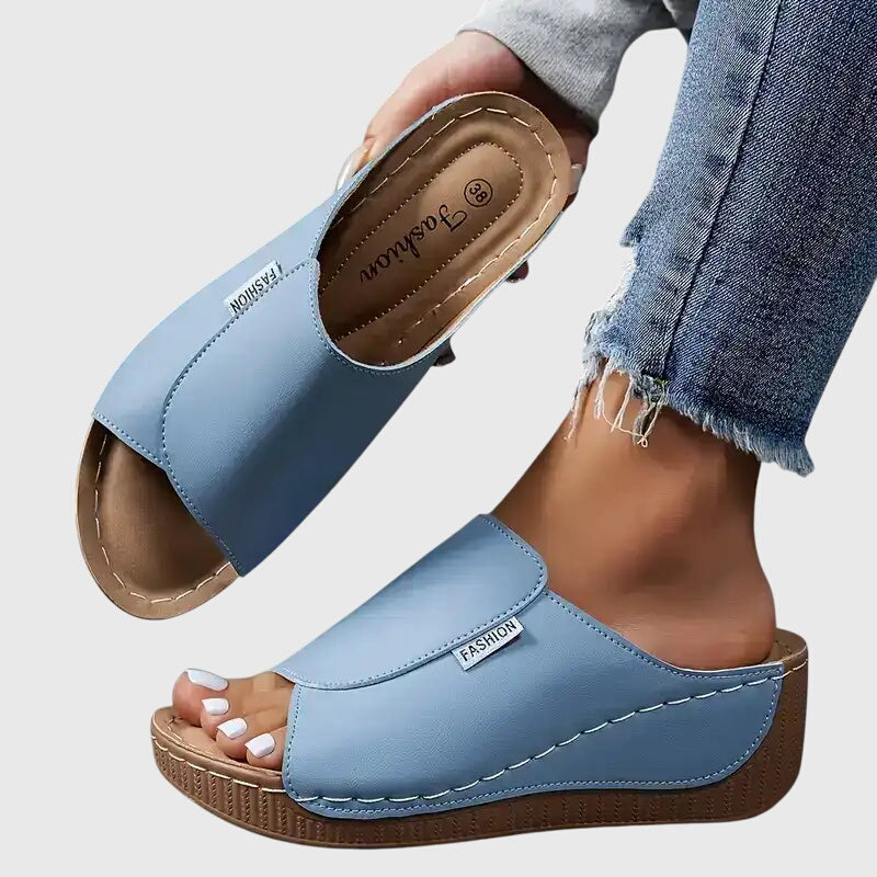 Bríd Comfort Sandals - Walking