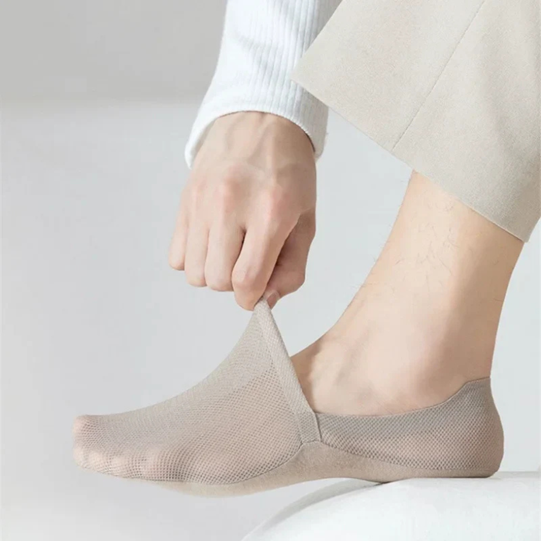 Vanessa - Invisible Socks
