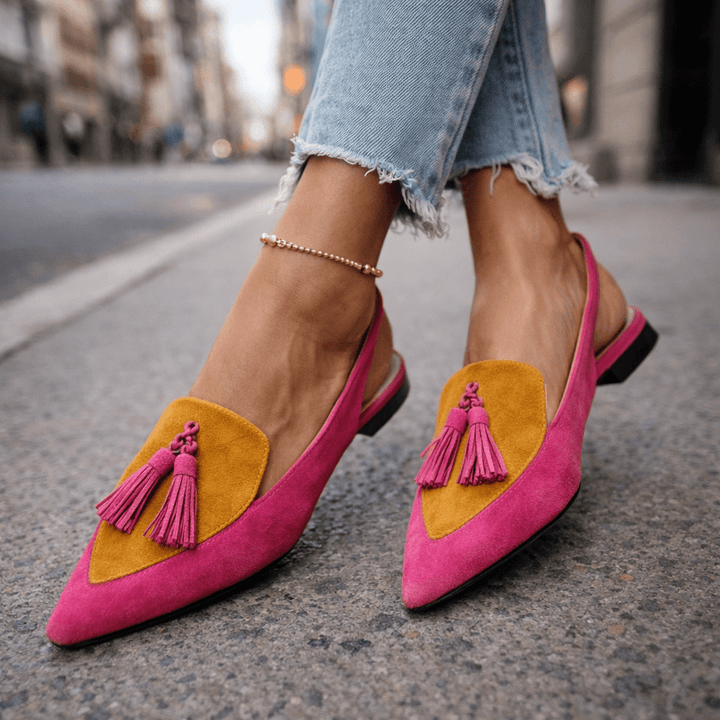 Eliza - Sandals with straps and tassels