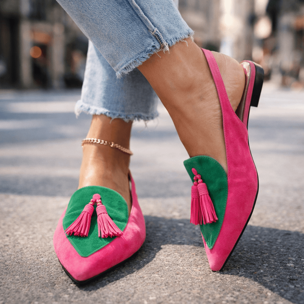 Eliza - Sandals with straps and tassels
