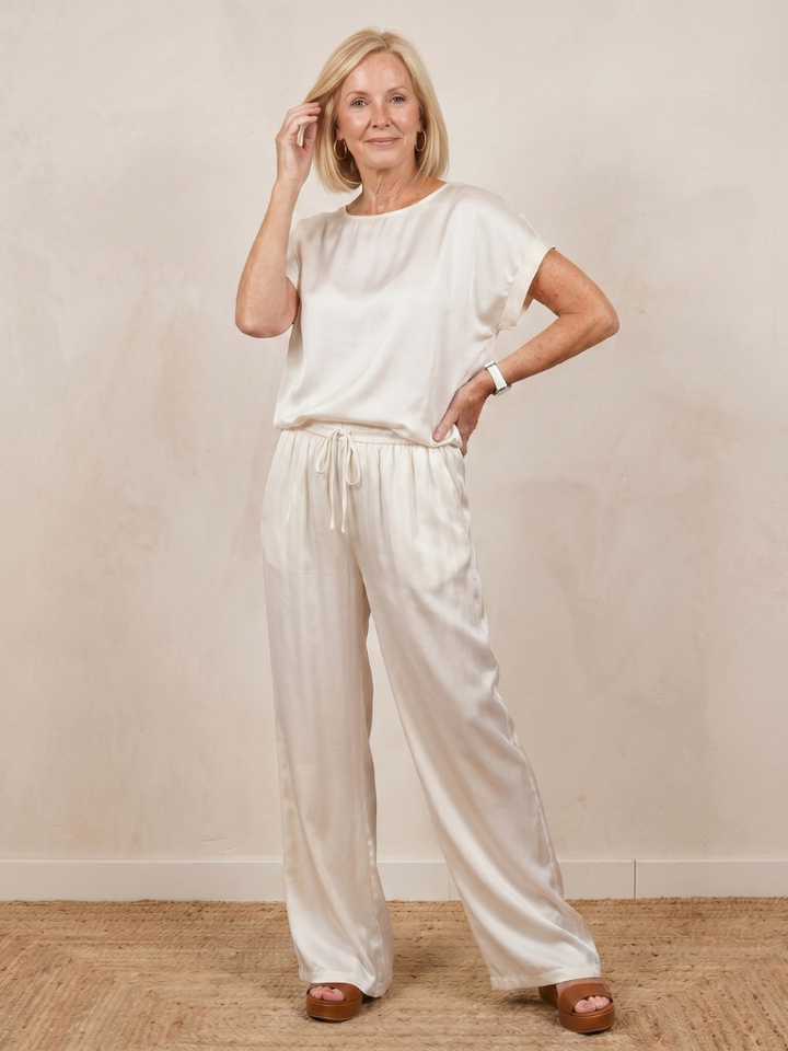 Shiloh - Short Sleeve Drawstring Waist Pants Set