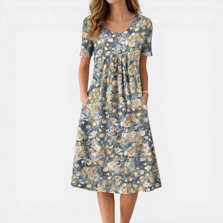 Gigi - Figure Flattering Dress