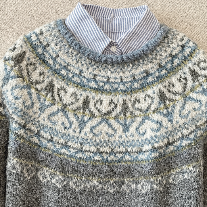 Cheryl - Chic Vintage Knit Sweater