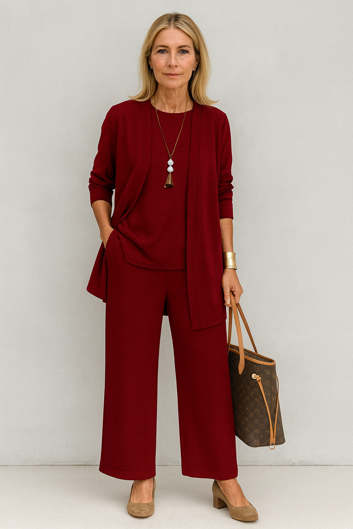 Mila - Elegant Comfortable Set