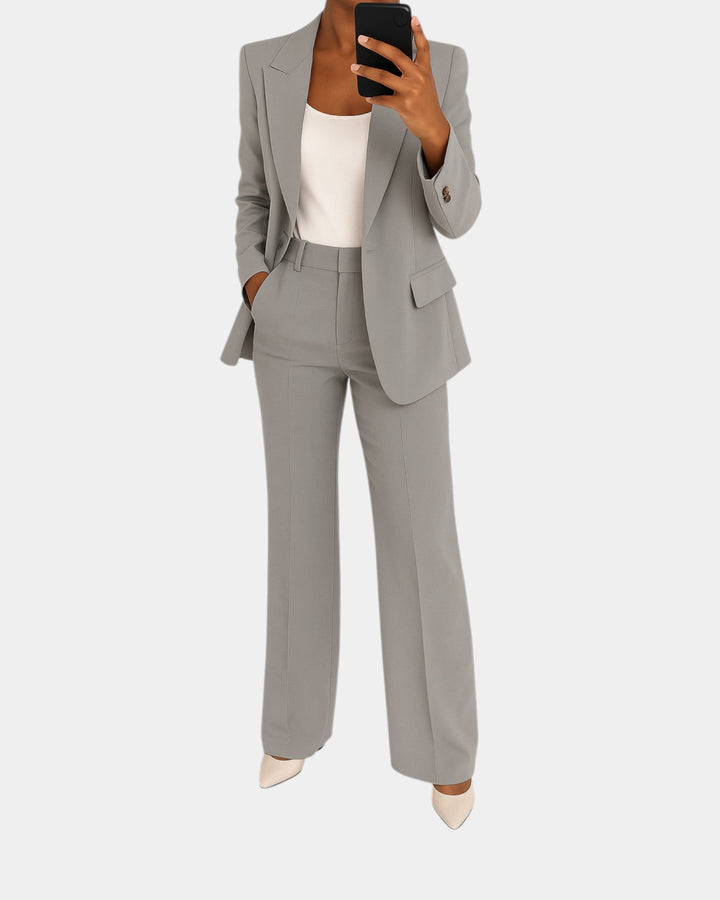Aya - Set with Pants and Blazer