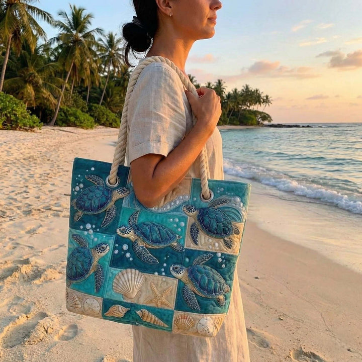 Quilted Beach Bag Turtle Bay