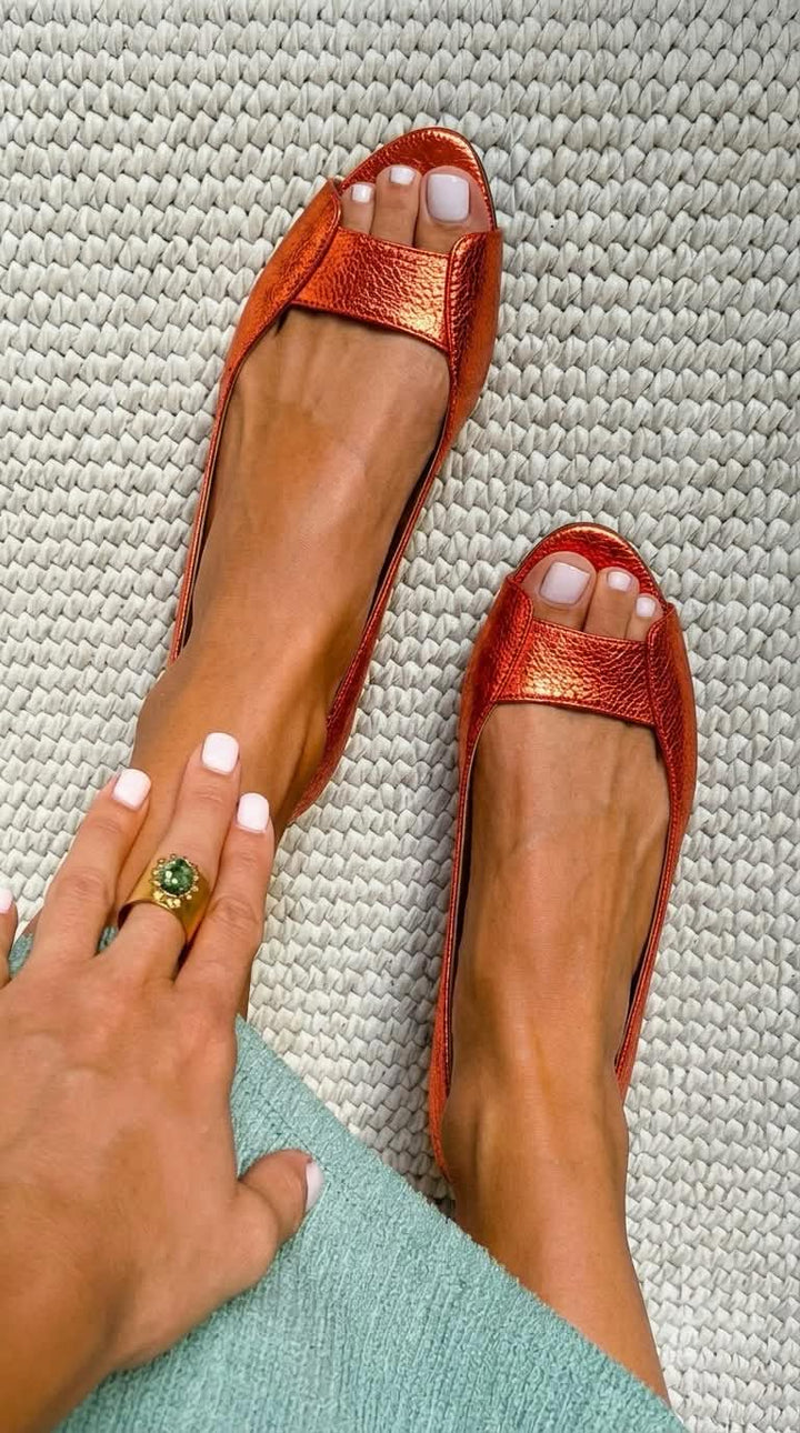 Adelina - Chic Comfort Golden Sandals