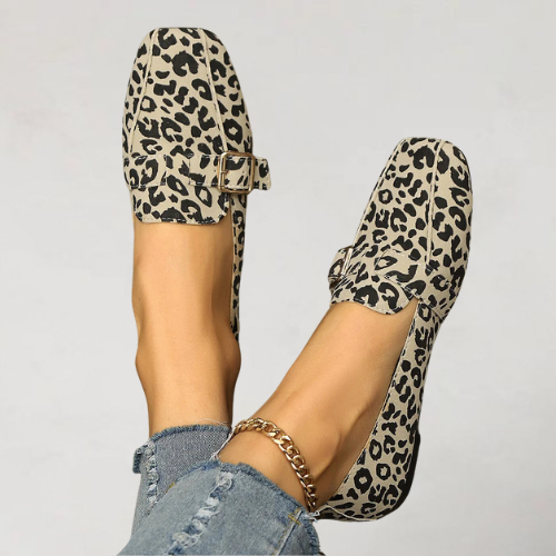 Linda | Buckle and Strap Loafers