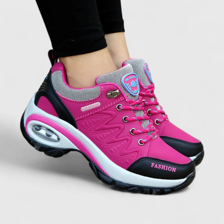 Leslie - Comfortable Sneakers
