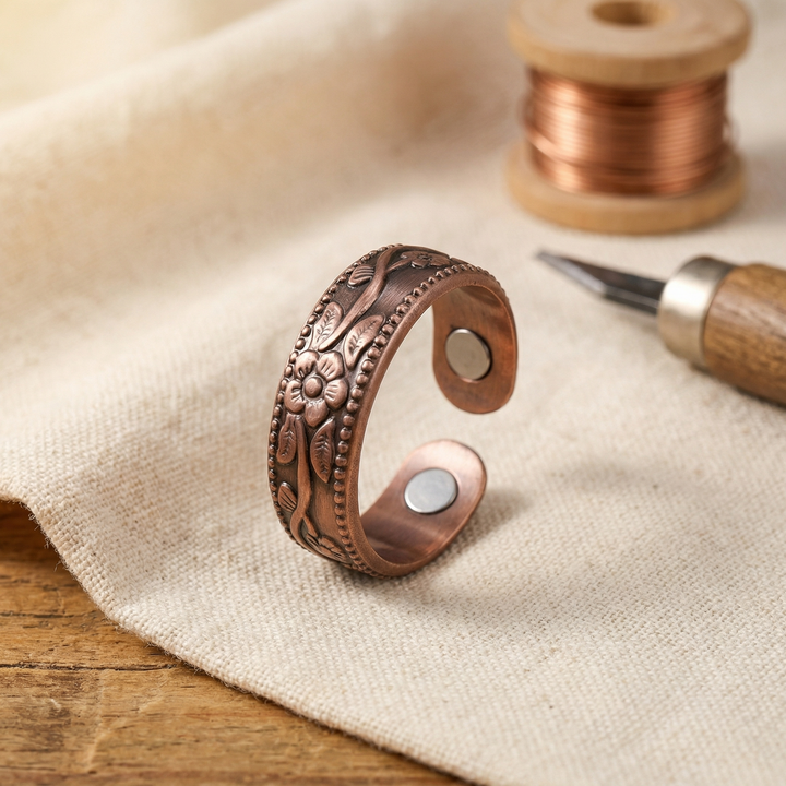 Mae & Luna Copper Ring - Petal