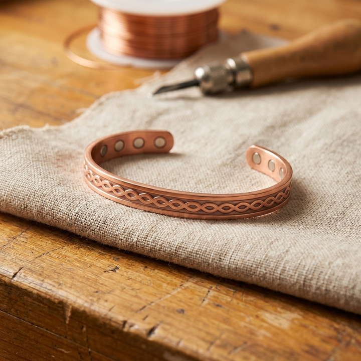 Mae & Luna Copper Bracelet - Current