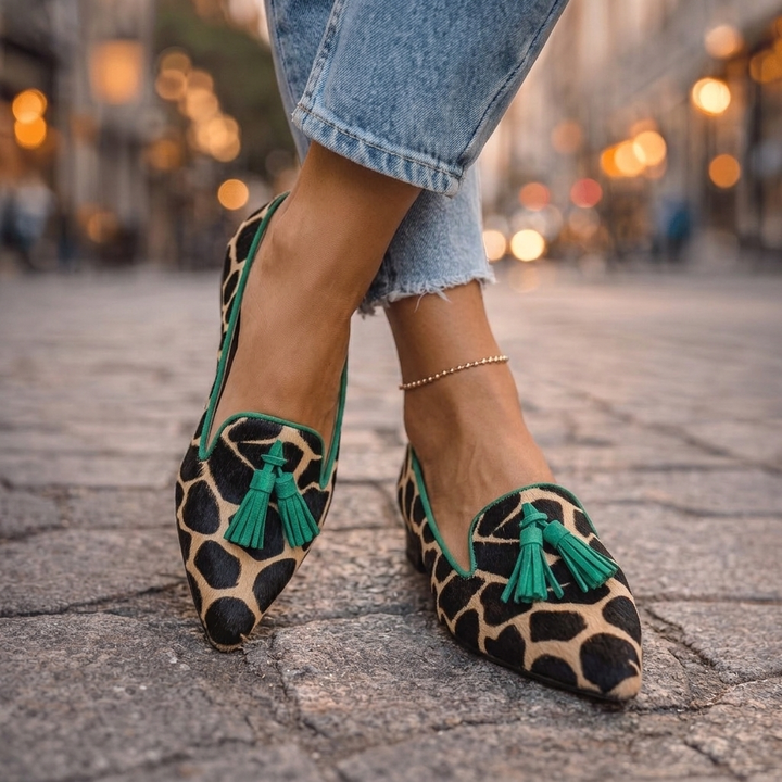 Ondina - Pointed Flats with Tassels