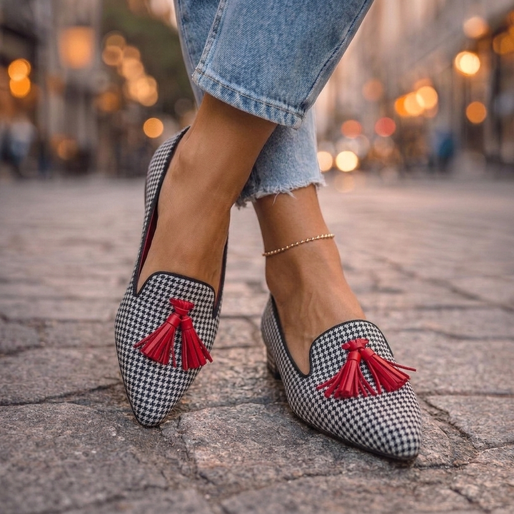 Livia - Pointed Flats